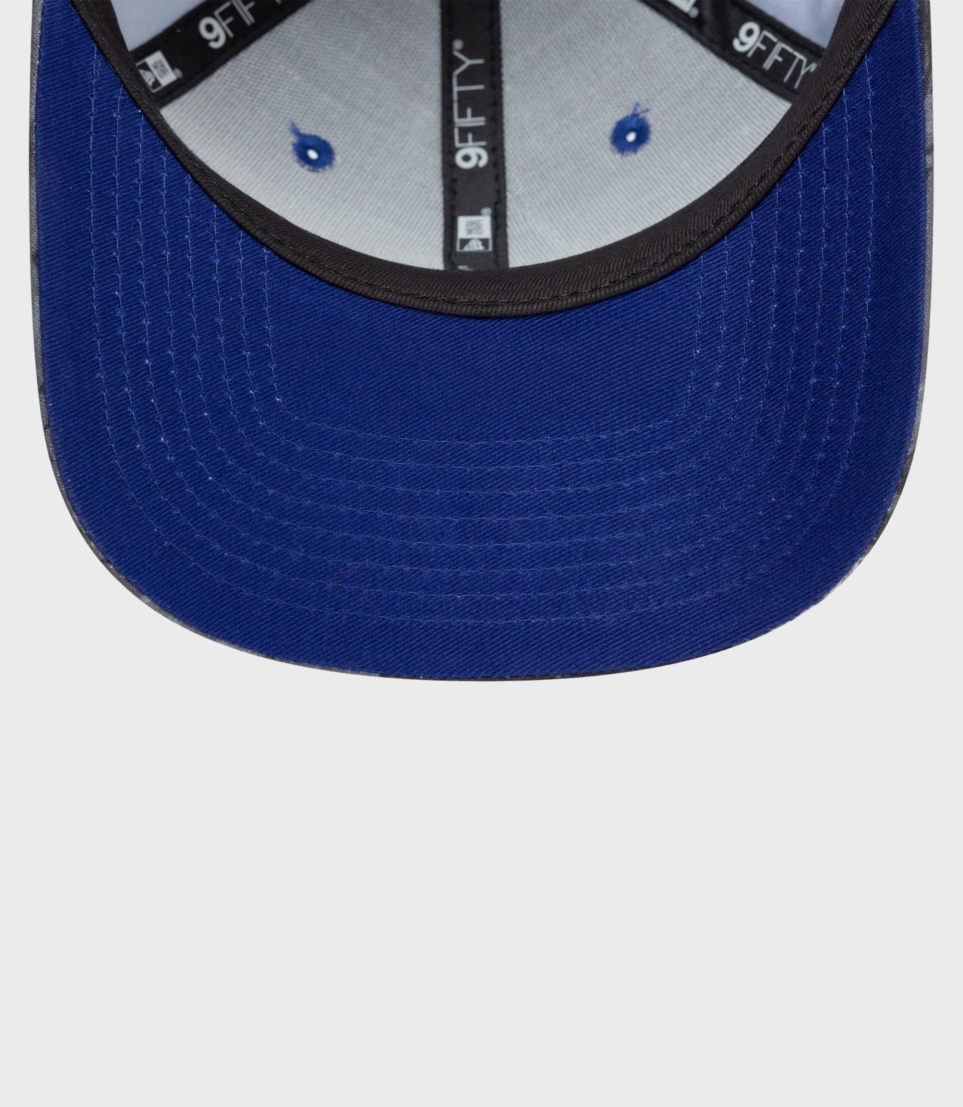 New Era Alpine Tonal Floral 9Fifty® Pre-Curve Cap - Navy