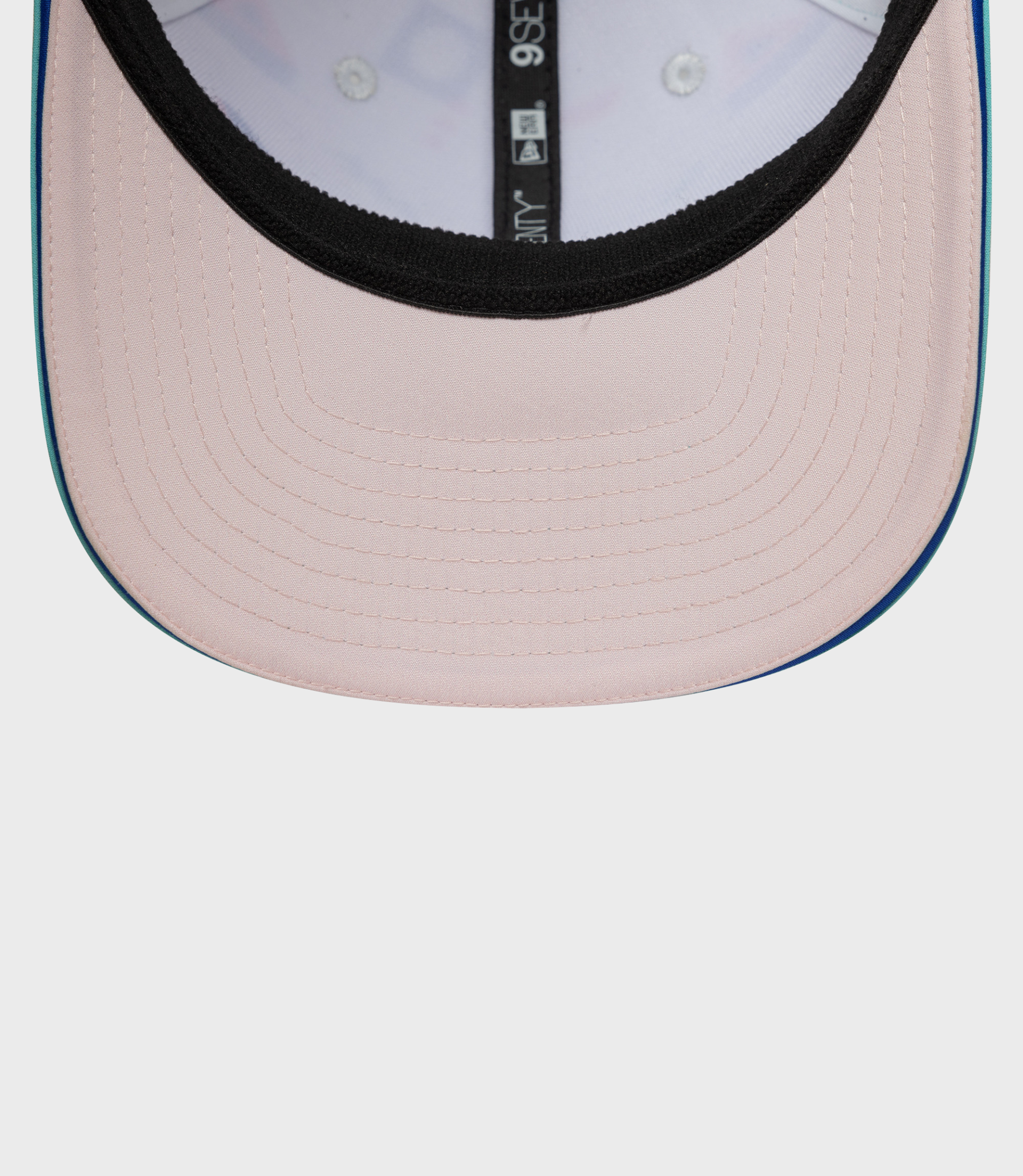 Nouvelle ère Miami 9Seving Stretch Snap Cap - blanc